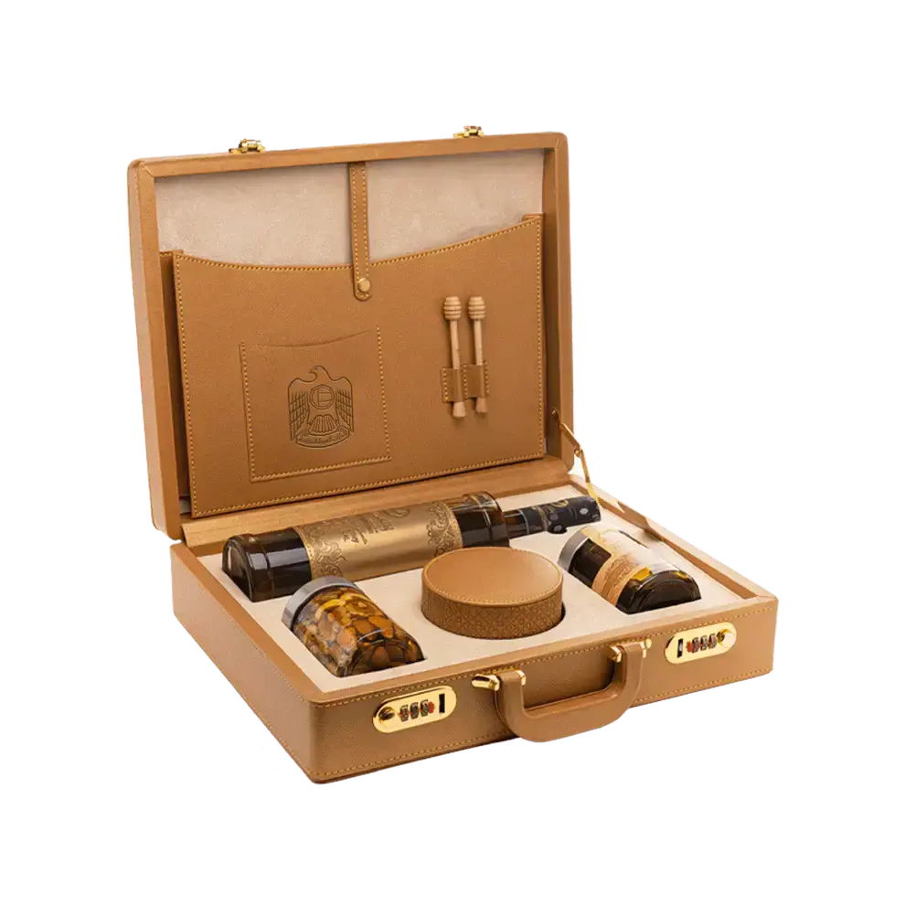 Coffret VIP Royal Honey avec miel de Sidr, miel de Samar, dattes fines et sac en cuir italien